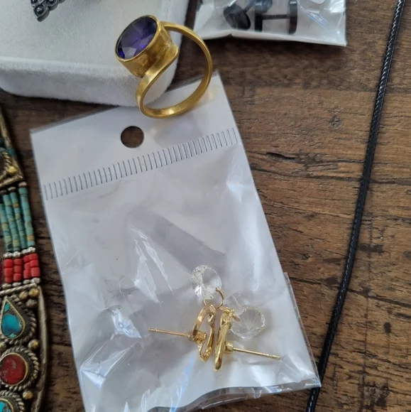 Assorted Jewellery Bundle - Picture 6 of 6